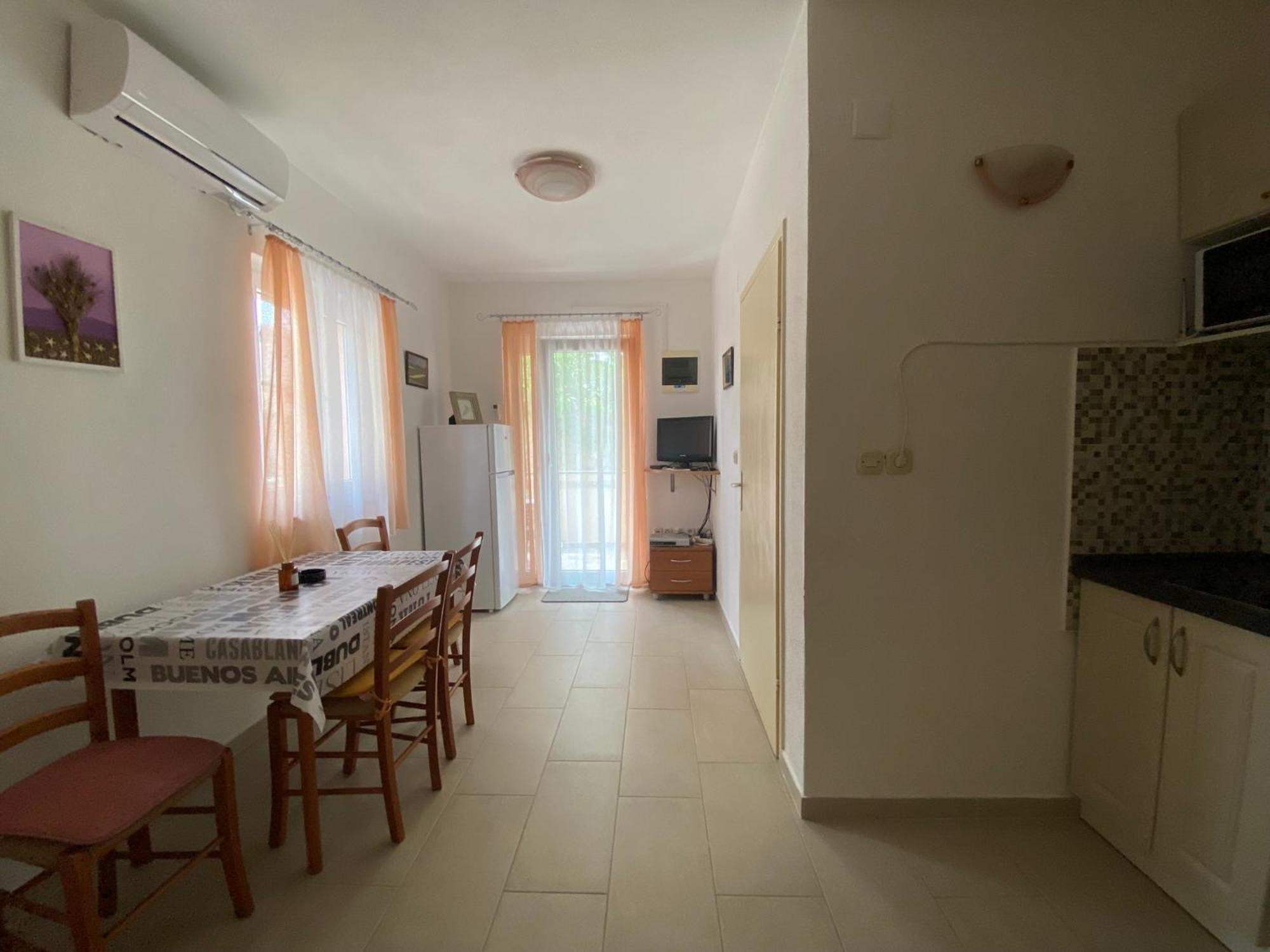 Apartment Marija Novalja